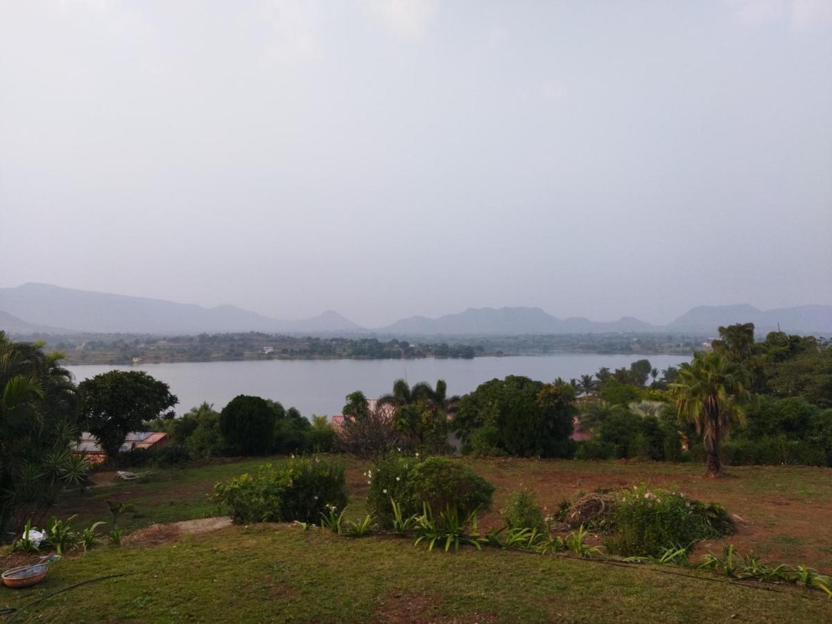 Savana Lake Resort Nashik Exterior foto